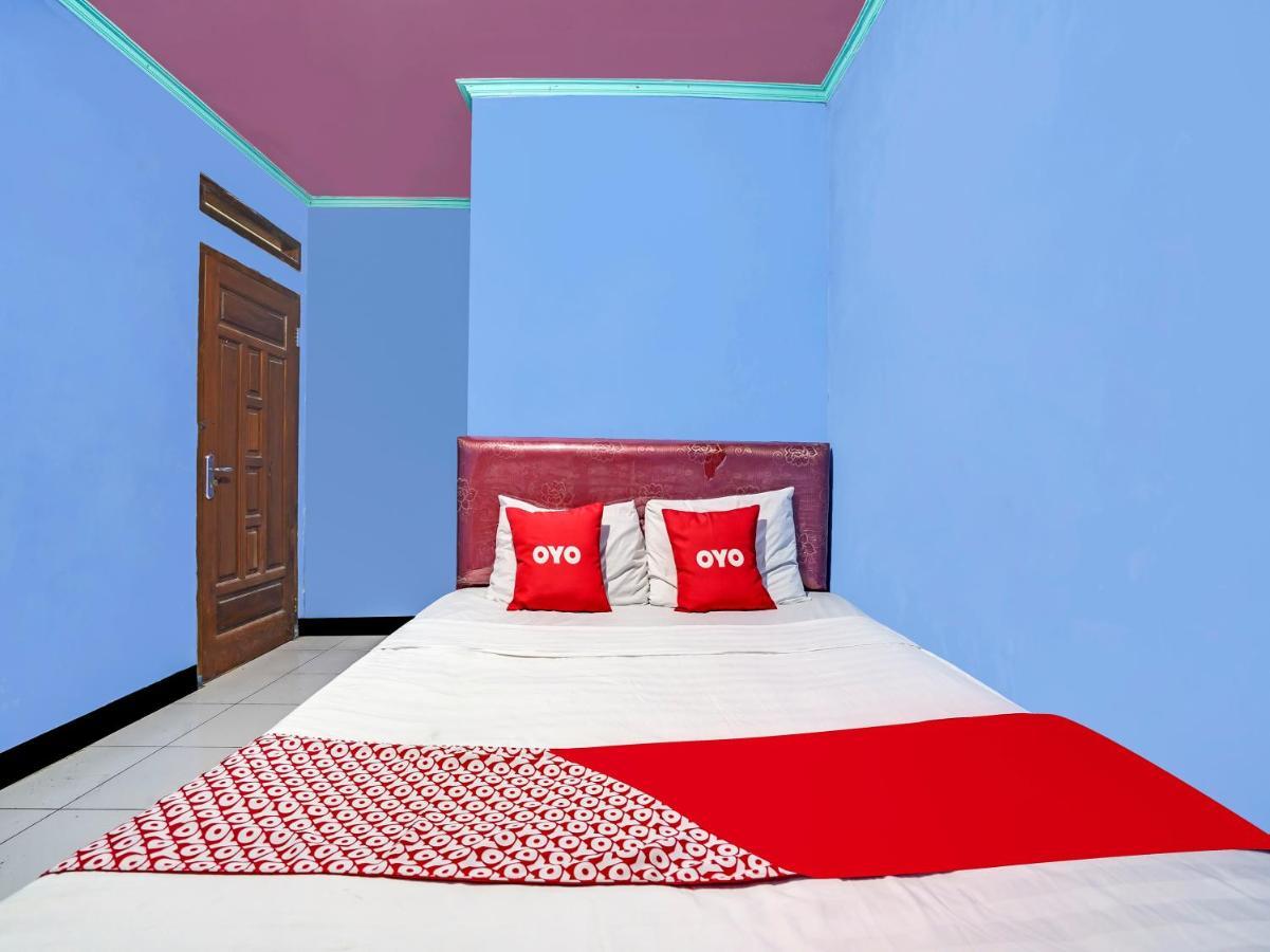 Oyo Homes 90915 Eco Tourism Desa Cihanjuang Rahayu Ciwangun Indah Camp Villas Bongkar Exterior foto