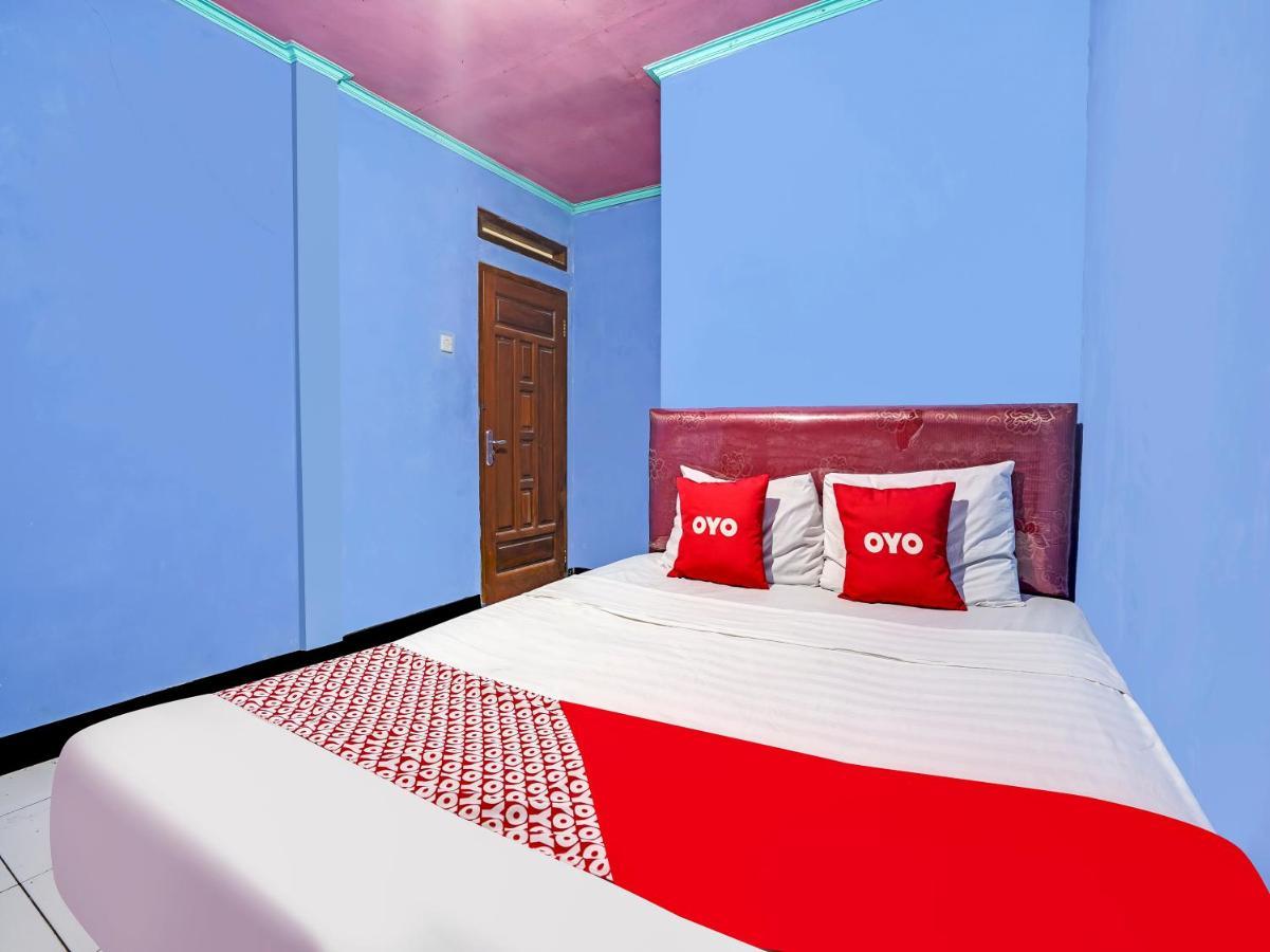 Oyo Homes 90915 Eco Tourism Desa Cihanjuang Rahayu Ciwangun Indah Camp Villas Bongkar Exterior foto